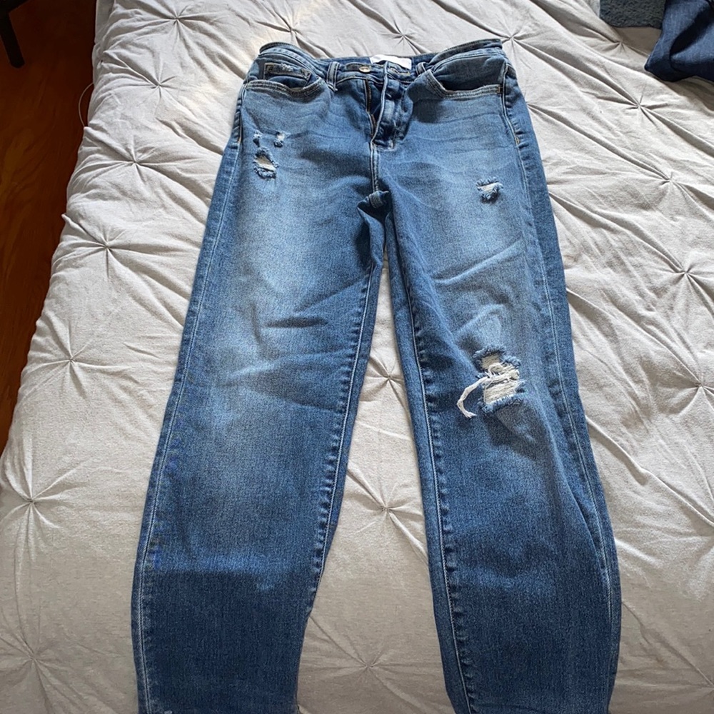 Women’s mom jeans with stretch